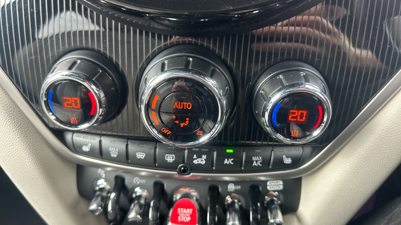 MINI Countryman 2.0 John Cooper Works Premium Plus ALL4 5dr Auto Petrol Hatchback